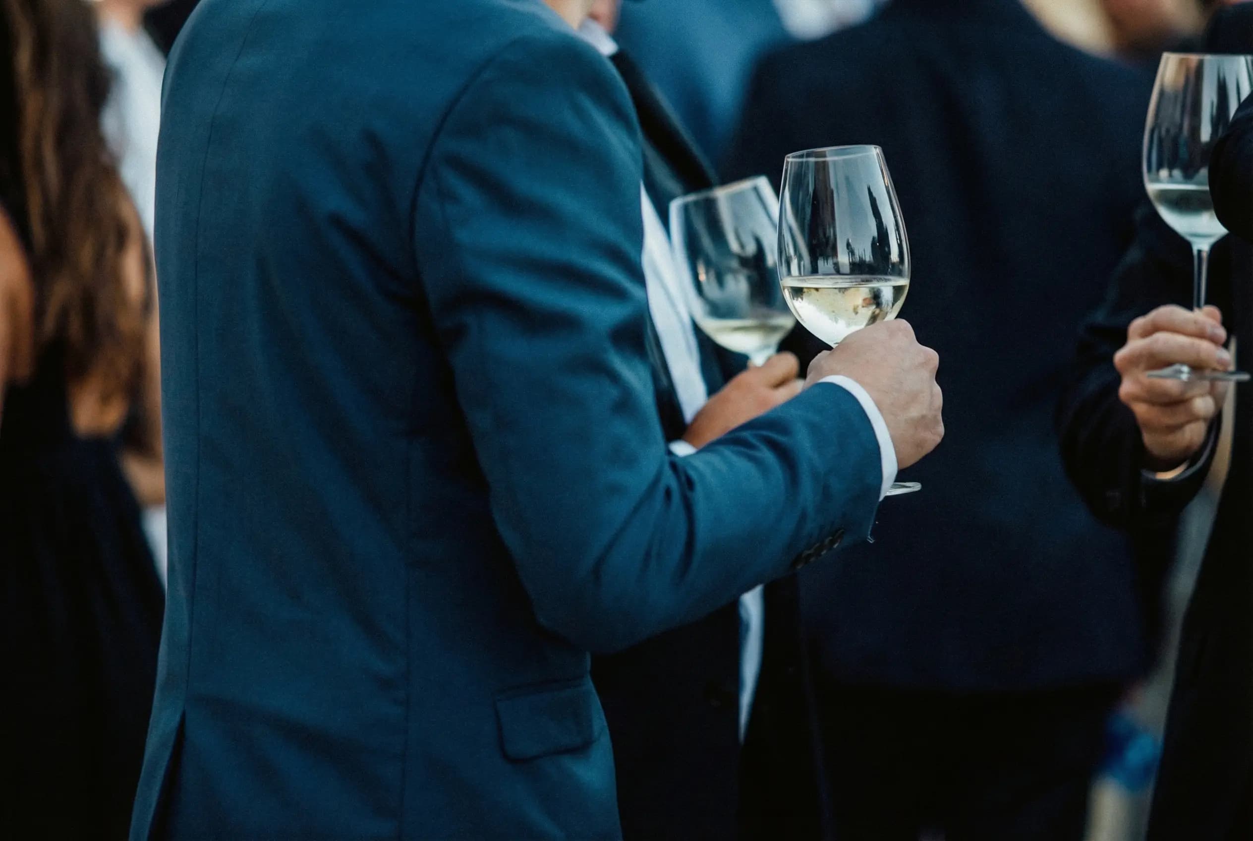 Local Experiences and Corporate Travel