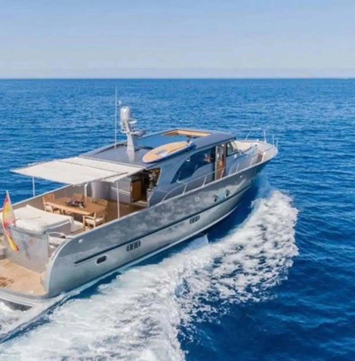 LLEVECH – LOBSTER 62